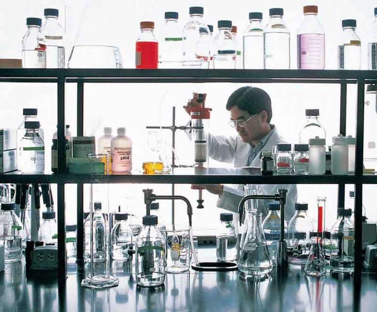 DU'IT research and development About the DU'IT research and development department, which adheres to rigorous testing and the highest standards of safety and compliance.